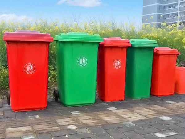 分類(lèi)垃圾桶特點(diǎn) 分類(lèi)垃圾桶特點(diǎn)