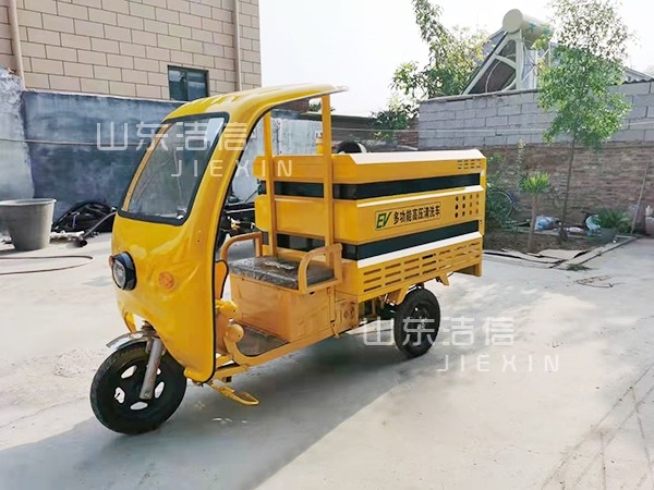 電動(dòng)駕駛室高壓清洗車(chē)特點(diǎn) 電動(dòng)駕駛室高壓清洗車(chē)特點(diǎn)