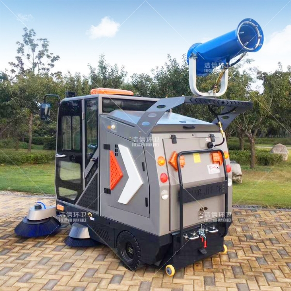 電動(dòng)三輪掃地車(chē)