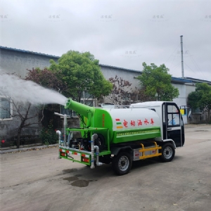 六合一觀(guān)光電動(dòng)四輪灑水車(chē)