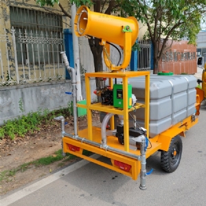 電動(dòng)三輪塑料水箱灑水車(chē)