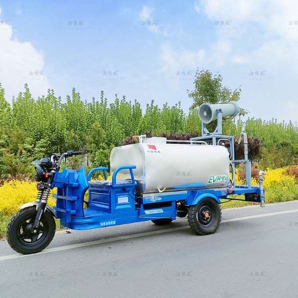 灑水車不銹鋼材質(zhì)的水箱在哪些情況下容易出現(xiàn)腐蝕問(wèn)題？